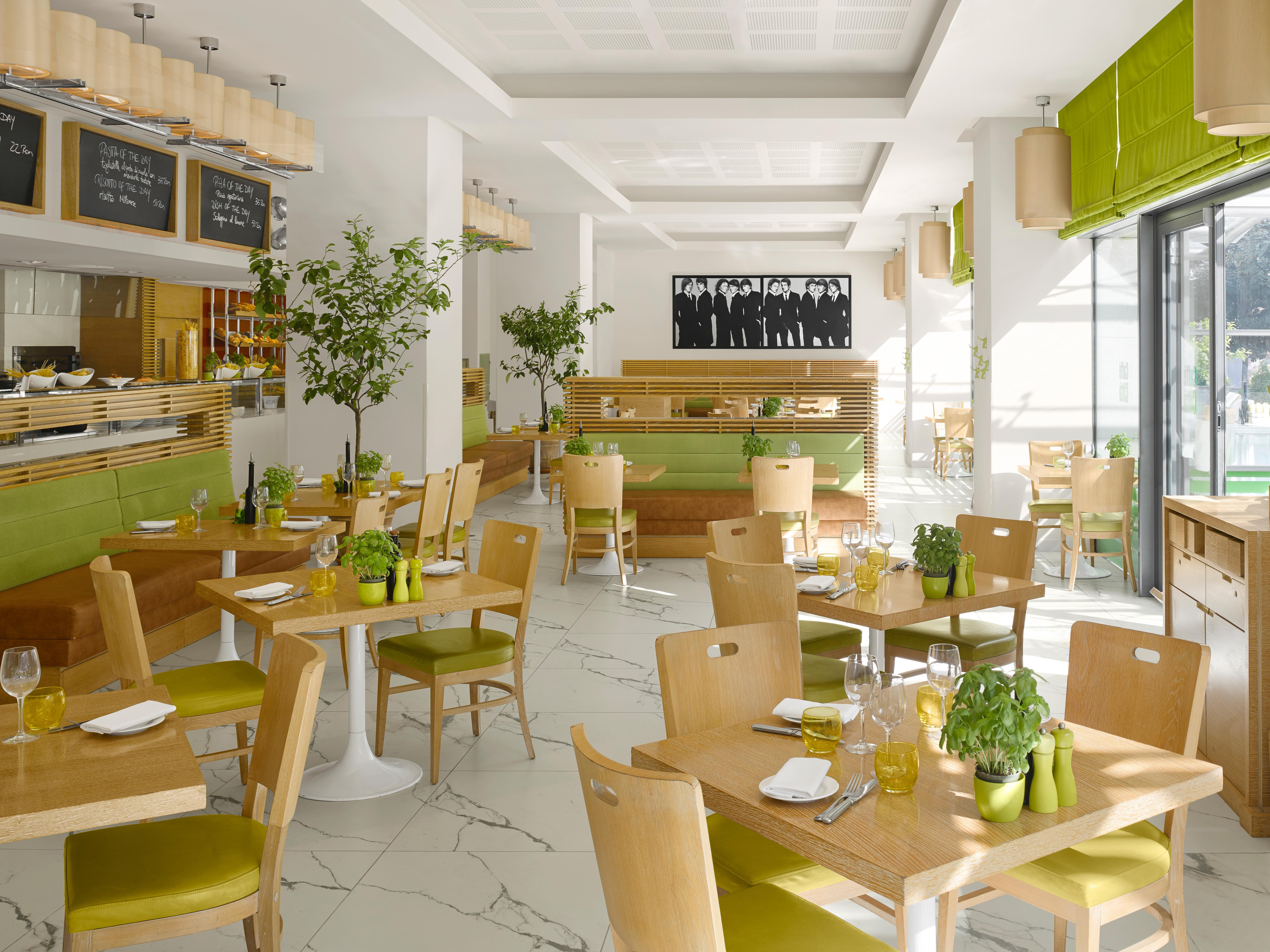 Radisson Blu Hotel Bucarest Esterno foto 3D rendering of a restaurant