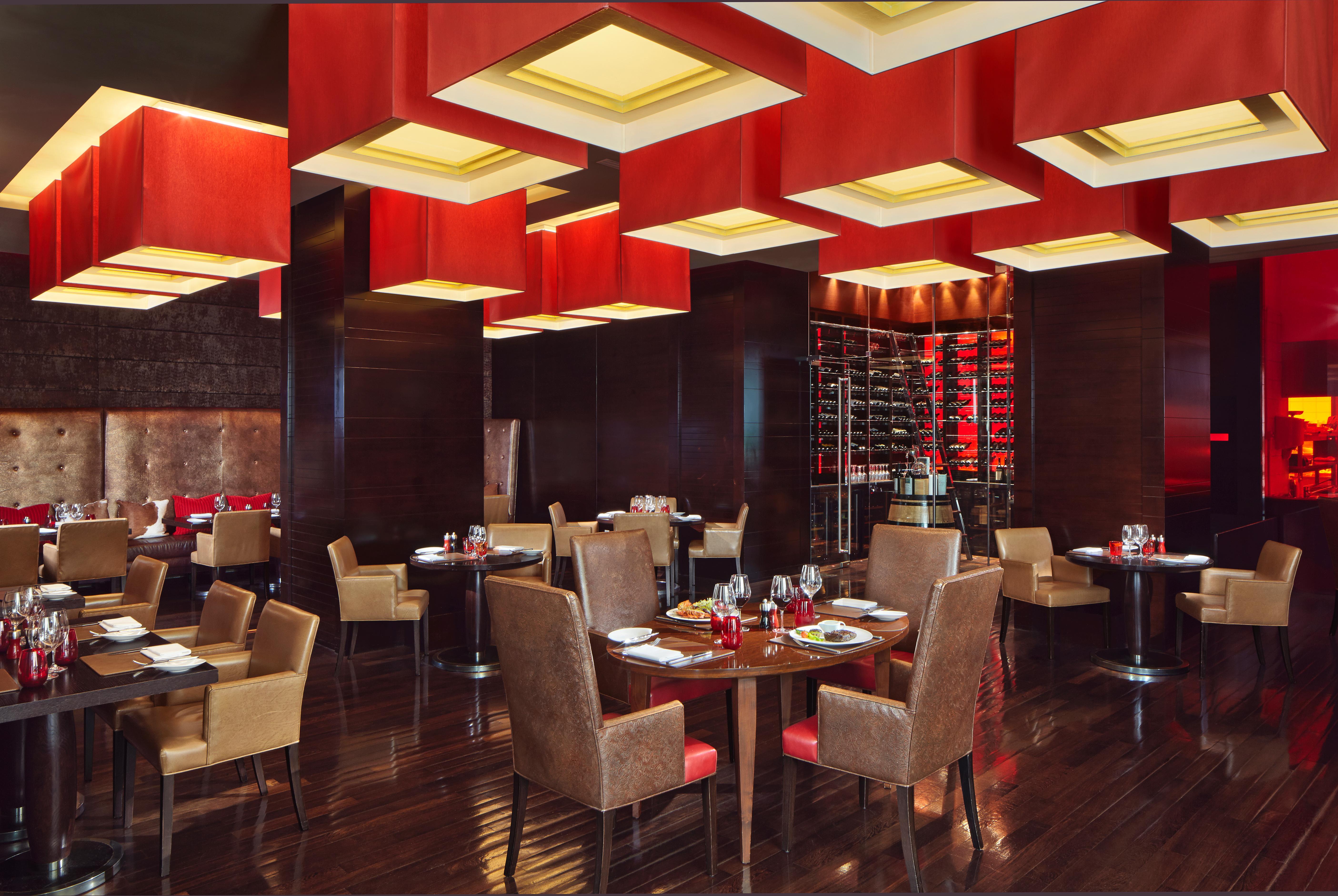 Radisson Blu Hotel Bucarest Esterno foto The interior of the restaurant