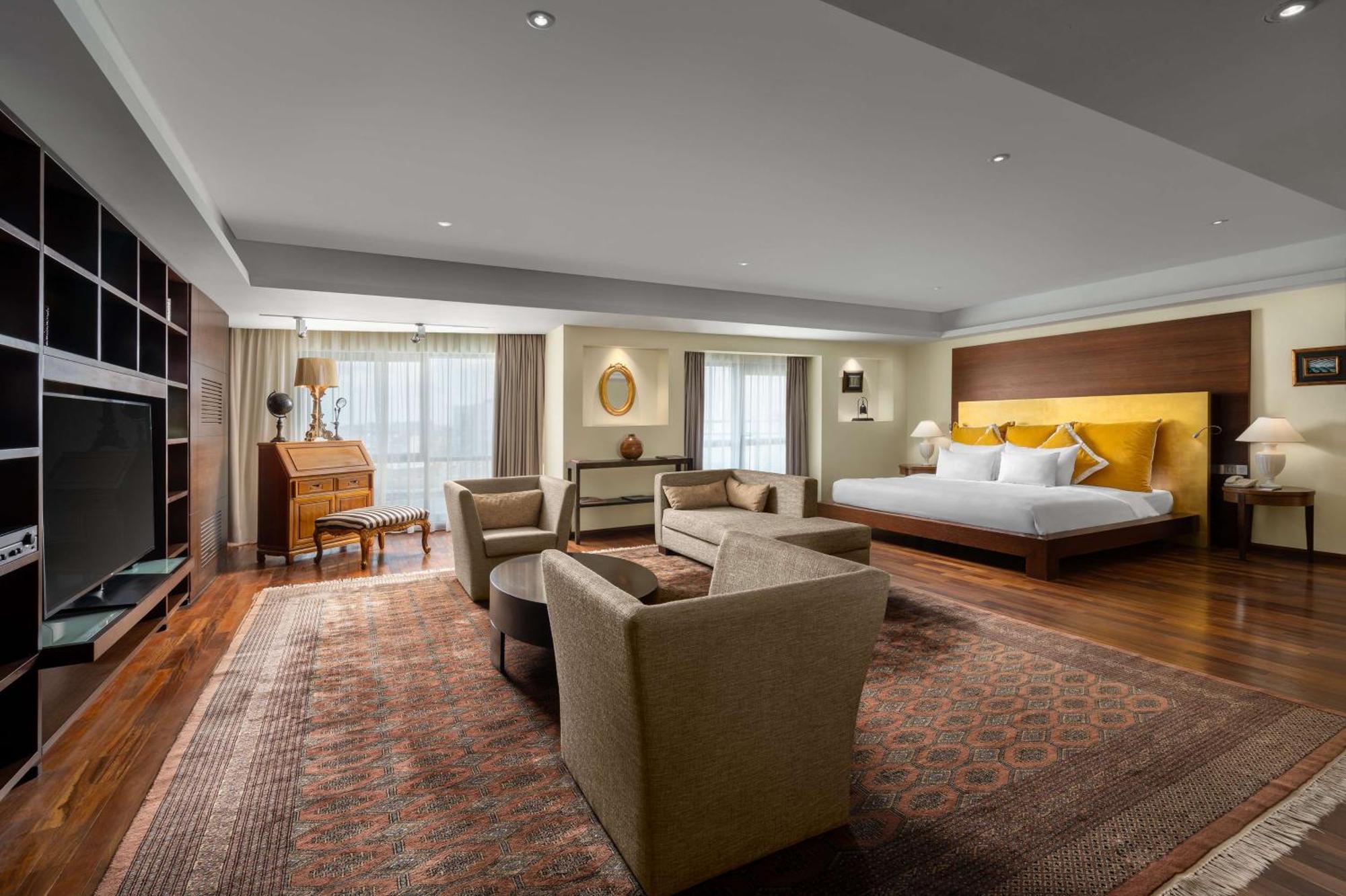 Radisson Blu Hotel Bucarest Esterno foto Suite
